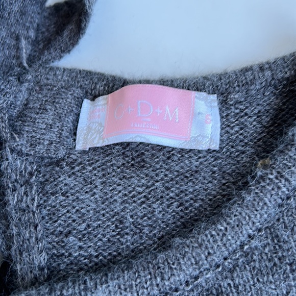 C+D+M patchwork color block knitted sweater gray cream tie in back keyhole - Picture 13 of 15